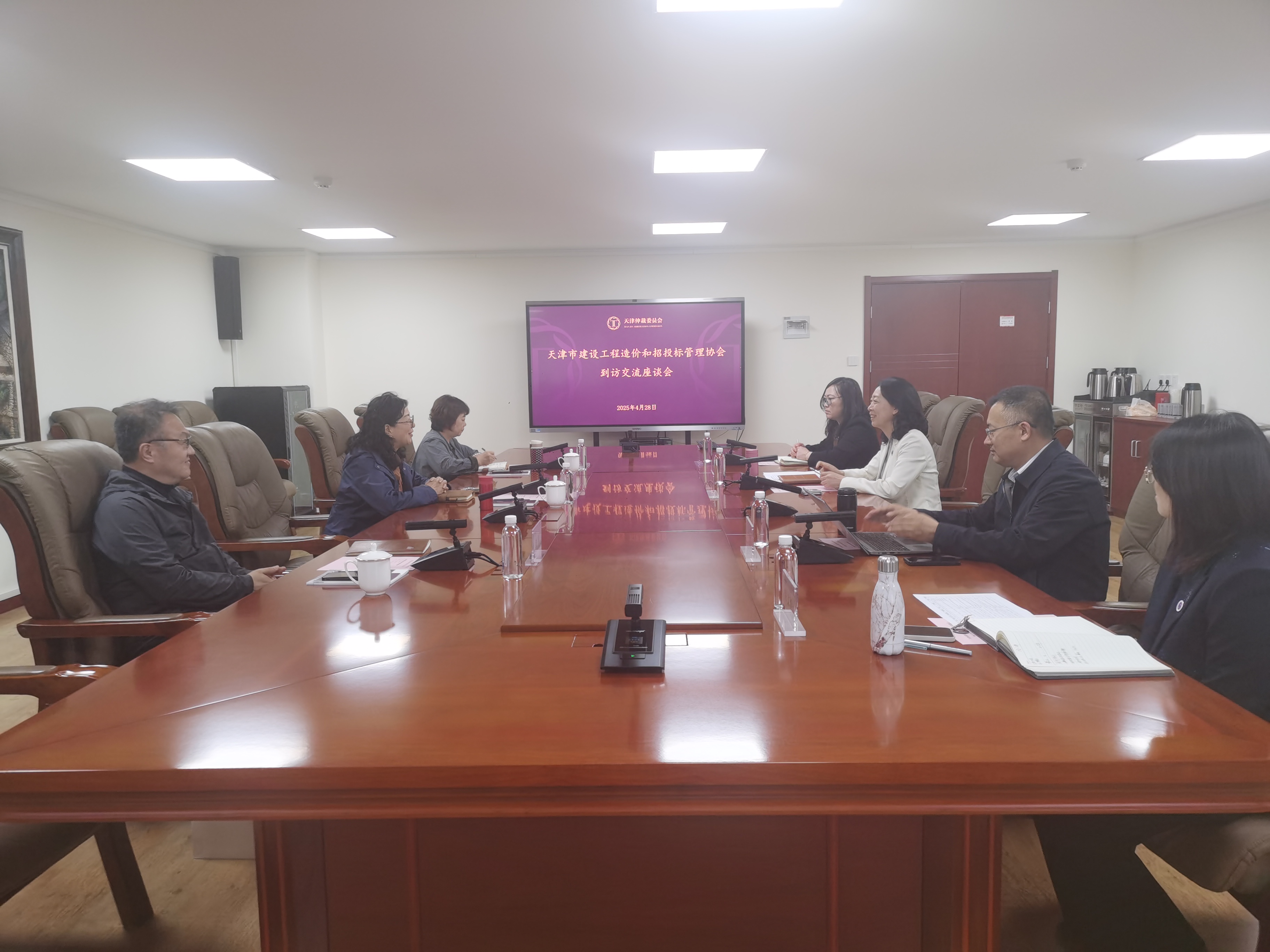 1745916383205406.jpg 1745916383205406.jpg